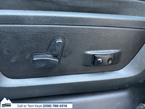 Used 2019 RAM 3500 Laramie image 19