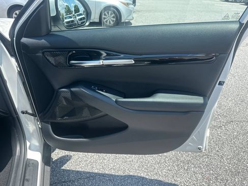 Used 2022 Kia Seltos S FWD image 16
