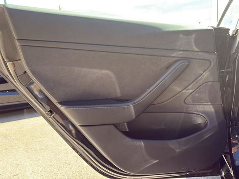 Used 2019 Tesla Model 3 Performance AWD/4WD image 17