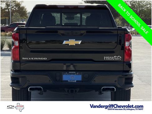 Certified 2024 Chevrolet Silverado 1500 High Country w/ High Country Premium Package AWD/4WD image 5