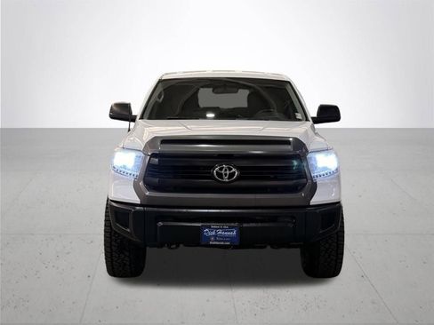 Used 2017 Toyota Tundra SR AWD/4WD image 4
