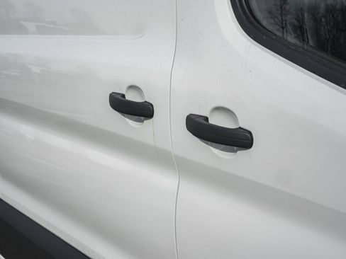 New 2026 Ford Transit 250 148 Medium Roof w/ Load Area Protection Package image 18