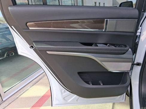 New 2026 Cadillac Vistiq Sport AWD/4WD image 24