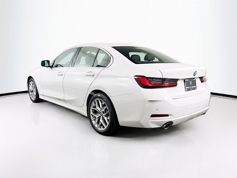 Used 2025 BMW 330i Sedan image 5