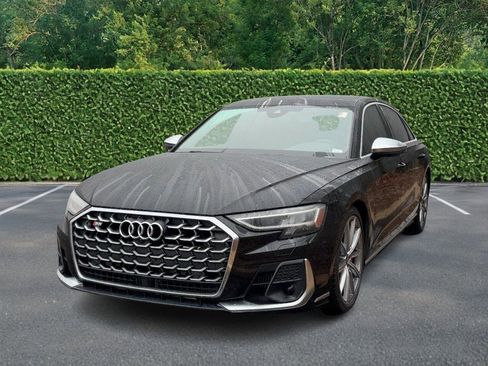 Used 2023 Audi S8 w/ S8 Executive Package image 6
