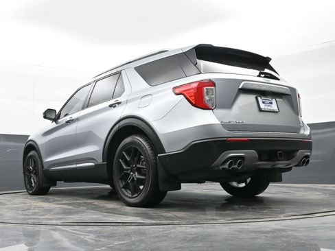 Used 2020 Ford Explorer Platinum w/ Premium Technology Package image 45