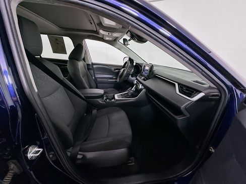 Used 2020 Toyota RAV4 XLE w/ Convenience Package image 33