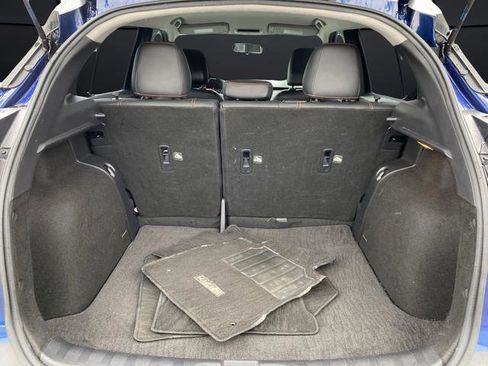 Used 2019 Nissan Kicks SR w/ SR Premium Package image 13