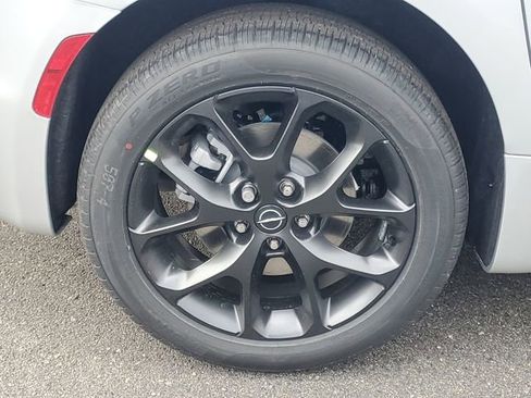 New 2026 Chrysler Pacifica Select w/ S Appearance Package image 6