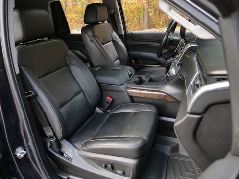 Used 2018 Chevrolet Tahoe LT image 43