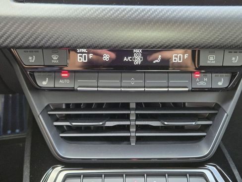 New 2026 Audi RS e-tron GT performance image 22