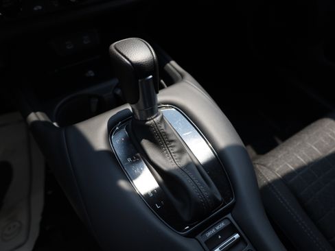 New 2026 Honda HR-V LX image 16