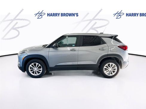 Used 2025 Chevrolet TrailBlazer LS w/ LS Convenience Package FWD image 8