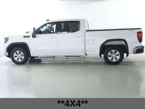 Used 2022 GMC Sierra 1500 SLE image 12