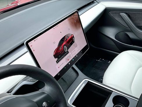 Used 2023 Tesla Model 3 Standard Range RWD image 29