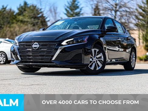 Certified 2025 Nissan Altima 2.5 S image 3