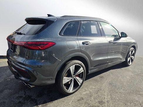 New 2025 Audi SQ5 Premium Plus image 3
