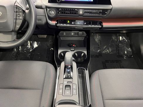 Used 2023 Toyota Prius Prime SE image 12