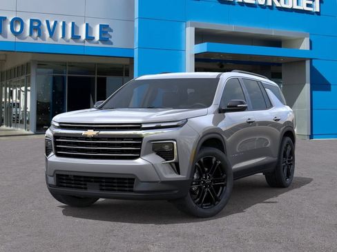 New 2026 Chevrolet Traverse LT FWD image 6