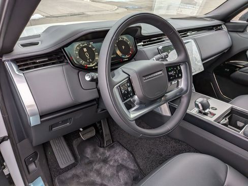 New 2025 Land Rover Range Rover SV AWD/4WD image 13