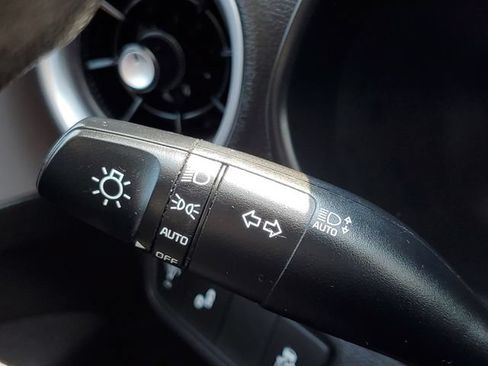 Used 2024 Kia Forte LXS w/ LXS Technology Package FWD image 13