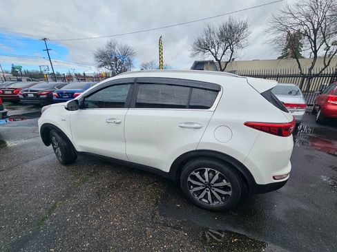 Used 2017 Kia Sportage EX w/ EX Premium Package image 8