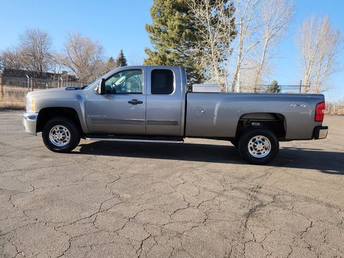 Used 2008 Chevrolet Silverado 2500 LT w/ 1LT Convenience Package image 8