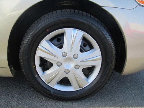 Used 2009 Toyota Camry LE image 7