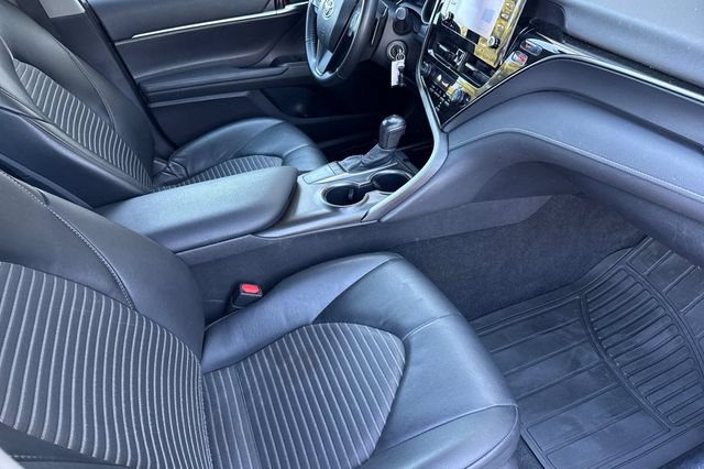 Used 2024 Toyota Camry SE FWD image 16
