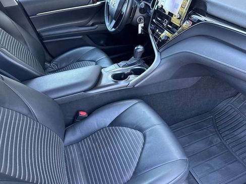 Used 2024 Toyota Camry SE FWD image 16