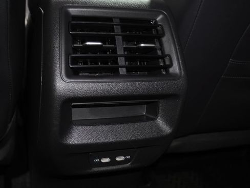 Certified 2026 Volkswagen Tiguan SE AWD/4WD image 15