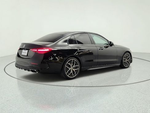 Used 2024 Mercedes-Benz C 300 Sedan image 5