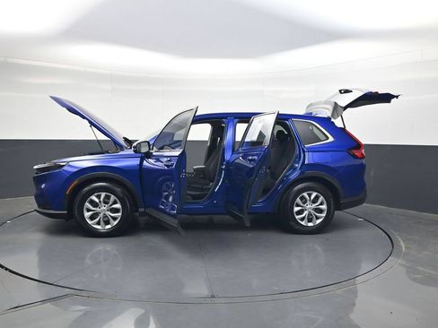 Used 2023 Honda CR-V LX image 40