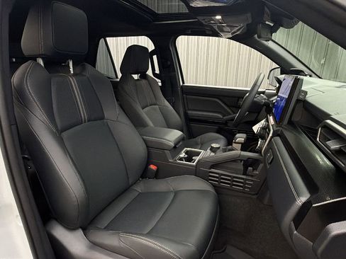 Used 2026 Toyota 4Runner Limited AWD/4WD image 36