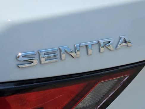 Used 2023 Nissan Sentra SV FWD image 11