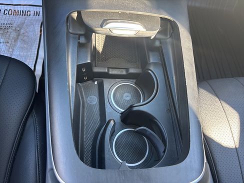 Used 2025 Mercedes-Benz E 350 4MATIC Sedan image 26