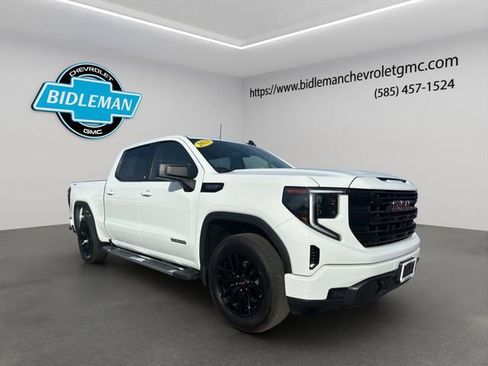 Used 2023 GMC Sierra 1500 Elevation image 1