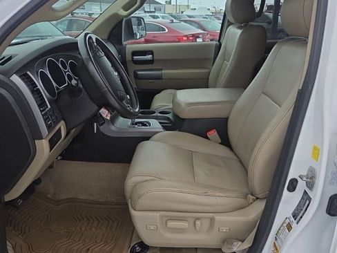 Used 2011 Toyota Sequoia Limited image 13