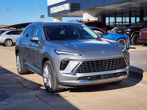 New 2026 Buick Envision Avenir image 2