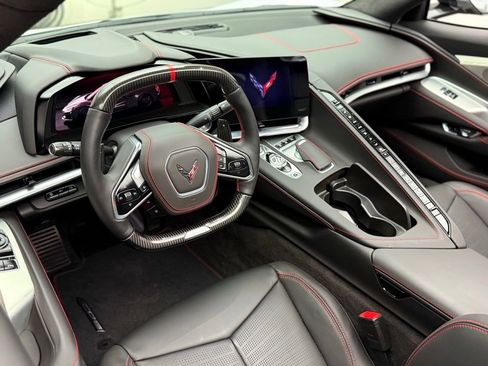 Used 2024 Chevrolet Corvette Z06 w/ Z07 Performance Package image 2