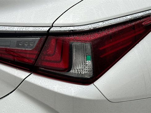 New 2025 Lexus ES 350 w/ Premium Package image 25