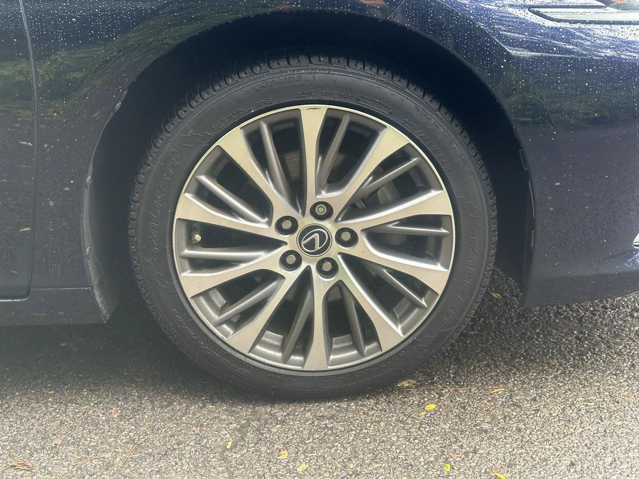 Used 2021 Lexus ES 250 w/ Premium Package AWD/4WD image 7