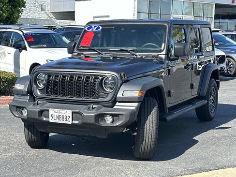 Used 2024 Jeep Wrangler Unlimited Sport image 8