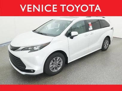 New 2025 Toyota Sienna XLE