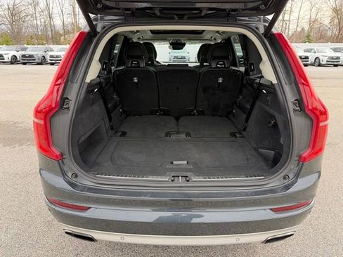 Used 2017 Volvo XC90 T6 Momentum w/ Vision Package image 21