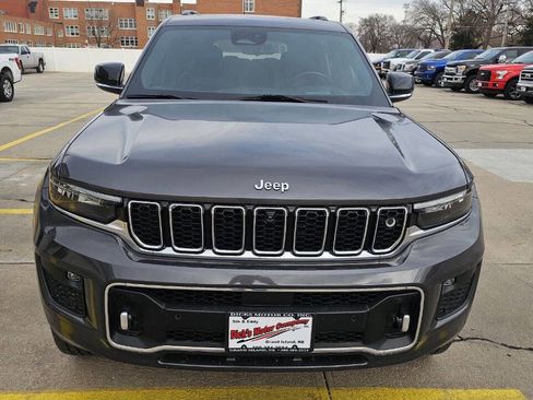 Used 2022 Jeep Grand Cherokee L Overland w/ Advanced Protech Group III image 4
