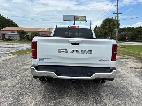 Used 2025 RAM 1500 Limited AWD/4WD image 4