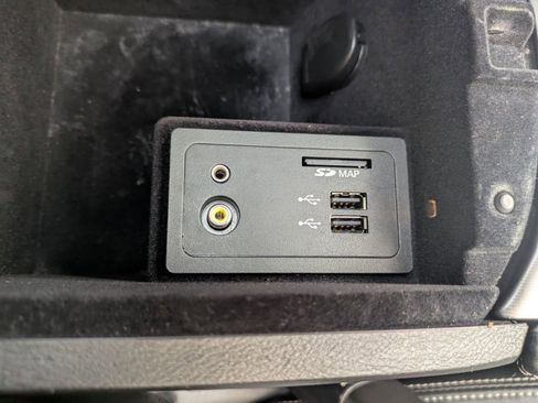 Used 2017 INFINITI Q60 3.0t w/ Premium Plus Package 3.0T image 24