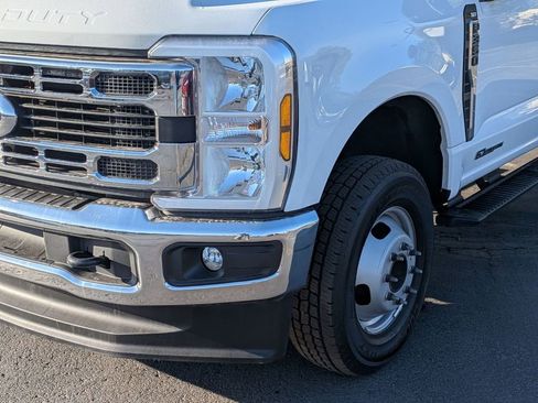 Used 2025 Ford F350 XLT AWD/4WD image 9