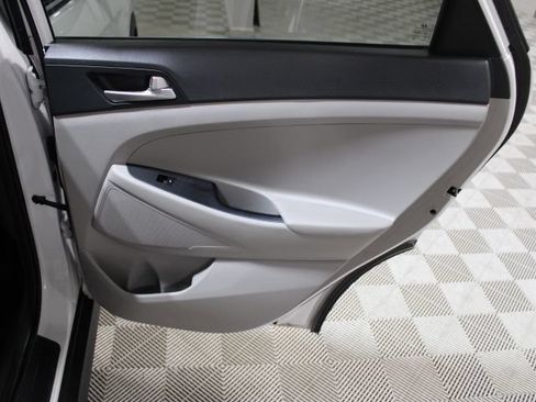 Used 2019 Hyundai Tucson SE FWD image 26
